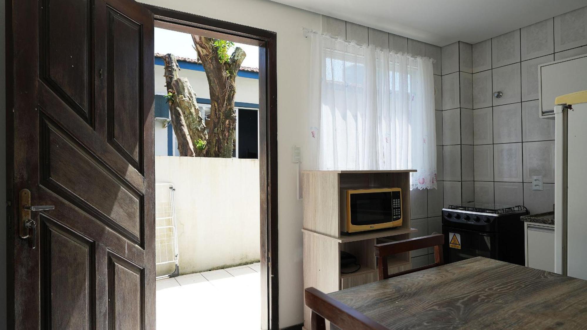 Residencial Adolfo - Mestre Naro Bombinhas Exterior photo