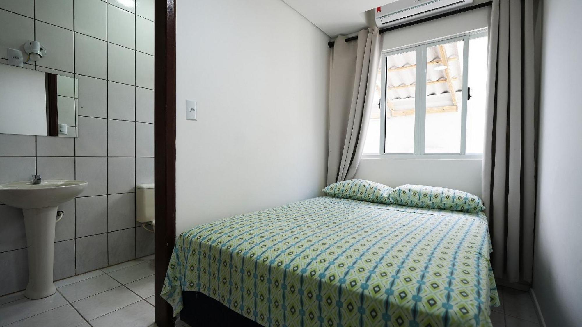 Residencial Adolfo - Mestre Naro Bombinhas Exterior photo