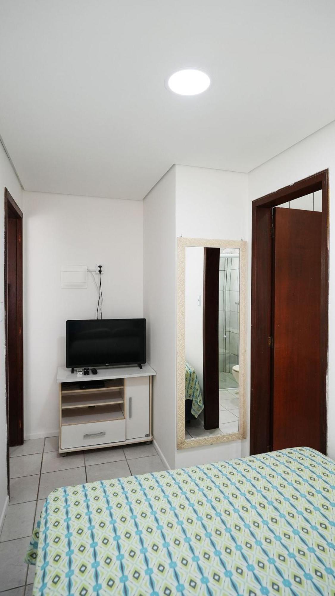Residencial Adolfo - Mestre Naro Bombinhas Exterior photo